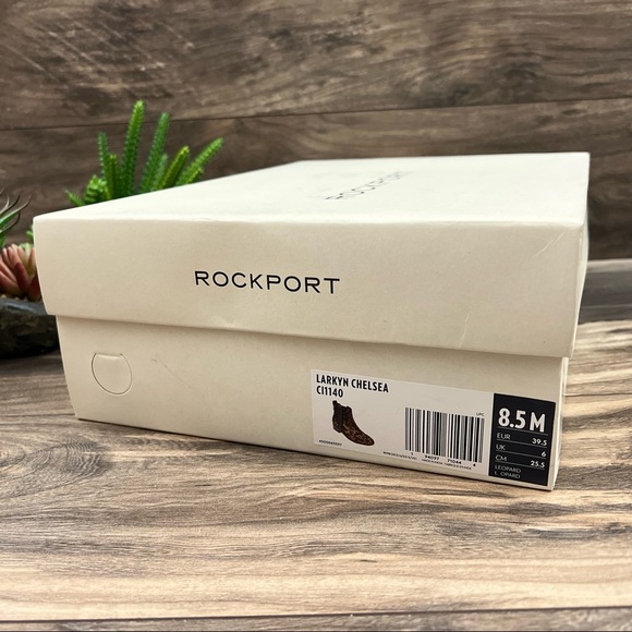 NIB Rockport Larkyn Chelsea Leopard Haircalf Comfort Ankle Boots Bootie - Picture 12 of 12